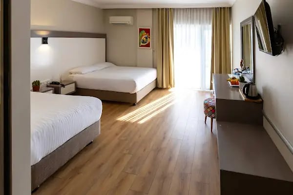 Mene City Hotel - Resim 8