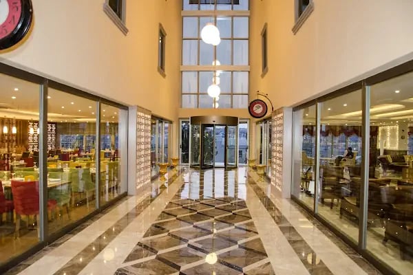 Boris Hotel - Resim 1