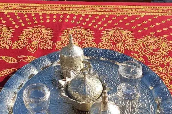 Tarihi Meydan Kafe - Resim 11