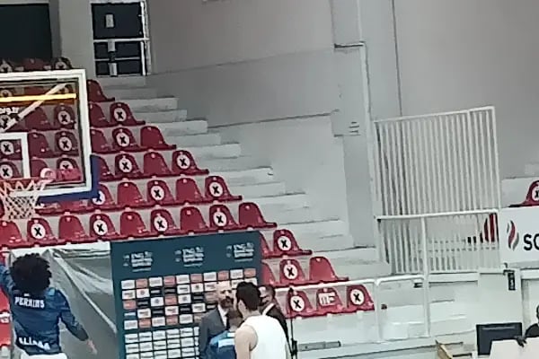 Aliağa Belediyesi Spor Kompleksi - Resim 15