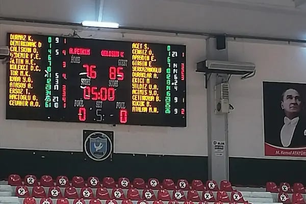 Aliağa Belediyesi Spor Kompleksi - Resim 3