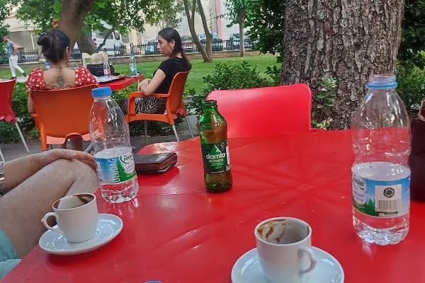 Down Kafe - Resim 15