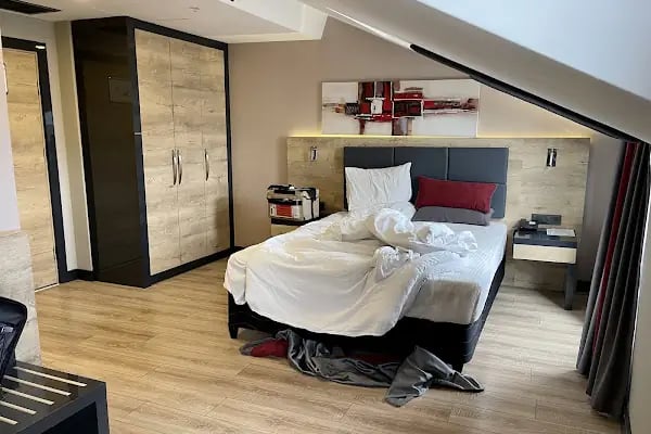 Ramada Encore by Wyndham Gebze - Resim 2
