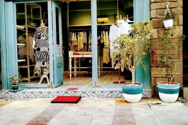 Things, Unique Fashion Store - Resim 2