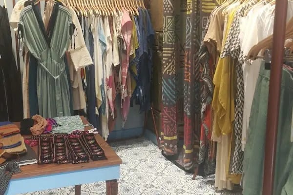 Things, Unique Fashion Store - Resim 4