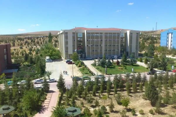 Selçuk Üniversitesi - Resim 4