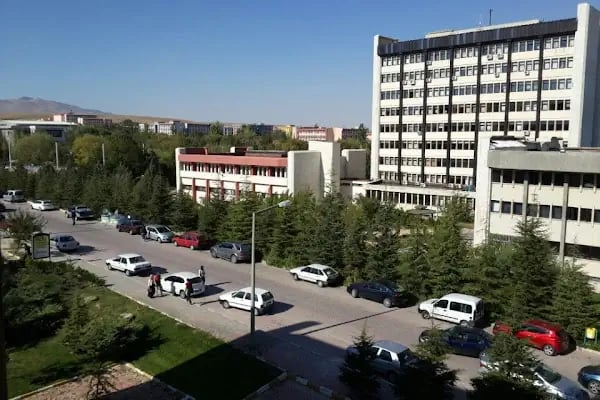 Selçuk Üniversitesi - Resim 6