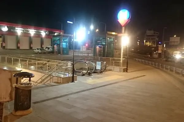 Huzurevi Metro İstasyonu - Resim 20