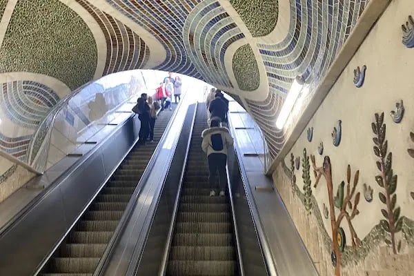 Huzurevi Metro İstasyonu - Resim 11