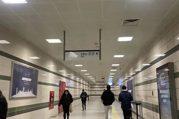 Huzurevi Metro İstasyonu - Resim 18