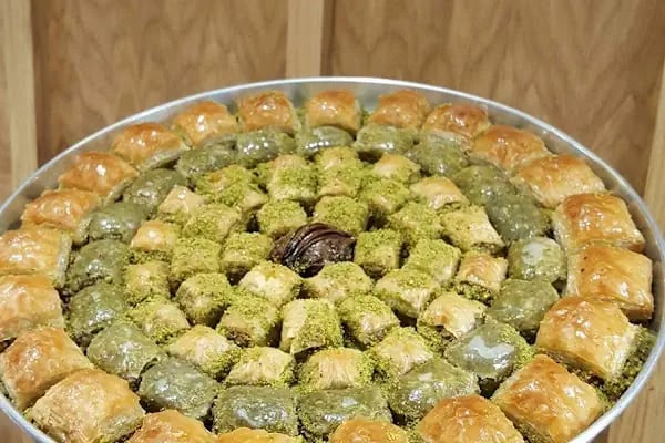 Lezzet Fırın &amp; Bidolu Lezzet Alanyurt - Resim 3
