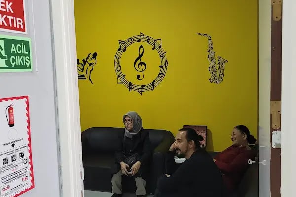 M.E.B Özel İstanbul Müzik Kursu - Bergama - Resim 5