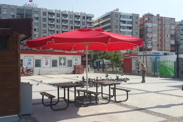 Üçkuyular Terminali - Resim 4