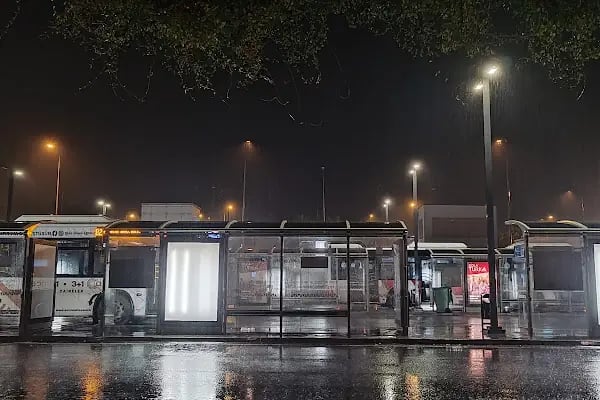 Üçkuyular Terminali - Resim 11