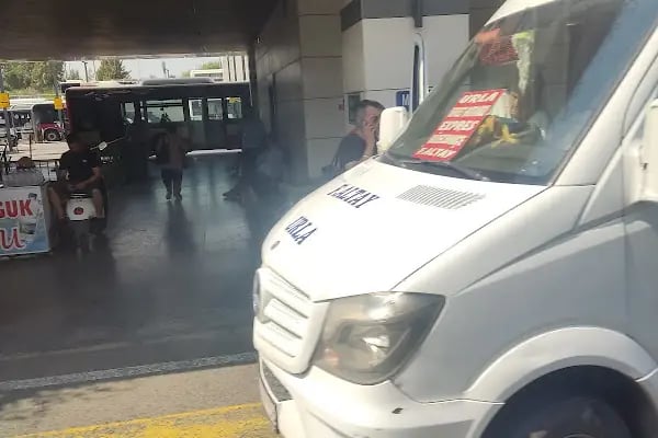 Üçkuyular Terminali - Resim 12