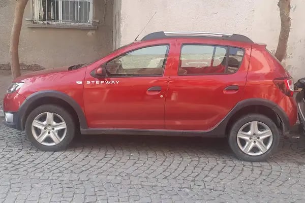 AKDAĞ 2 OTO KİRALAMA BERGAMA RENT A CAR - Resim 3