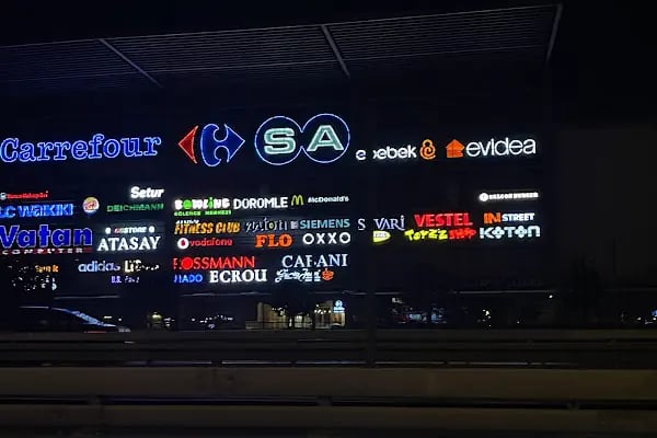 VakıfBank Avcılar Şubesi - Resim 3