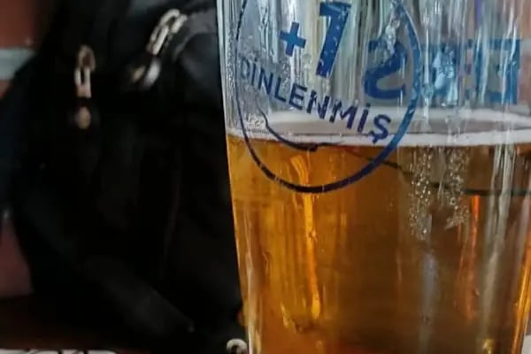 Takıl Cafe ve Bar | Bornova Bar | Bornova Alkollü Mekan | Bornova Eğlenceli Mekan | Bornova Cafe - Resim 14