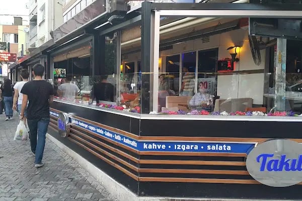 Takıl Cafe ve Bar | Bornova Bar | Bornova Alkollü Mekan | Bornova Eğlenceli Mekan | Bornova Cafe - Resim 8