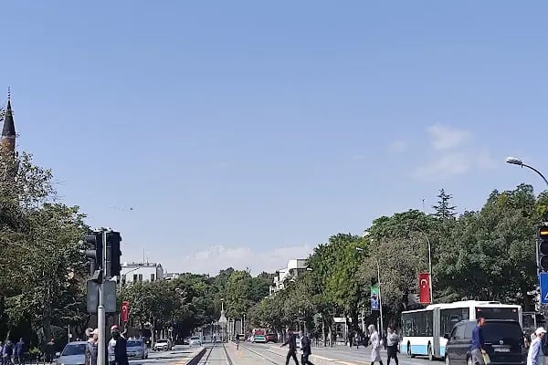 Kayalı Park Tramvay Durağı Adliye-Kampüs - Resim 12