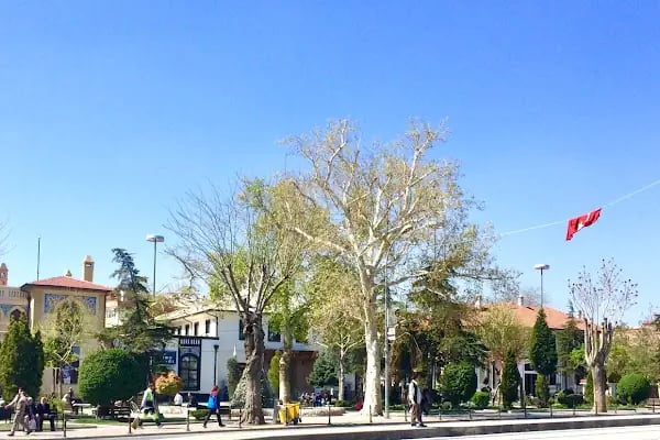 Kayalı Park Tramvay Durağı Adliye-Kampüs - Resim 2