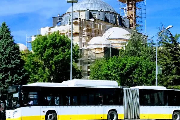 Kayalı Park Tramvay Durağı Adliye-Kampüs - Resim 16