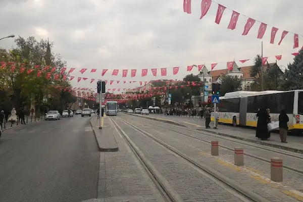 Kayalı Park Tramvay Durağı Adliye-Kampüs - Resim 14