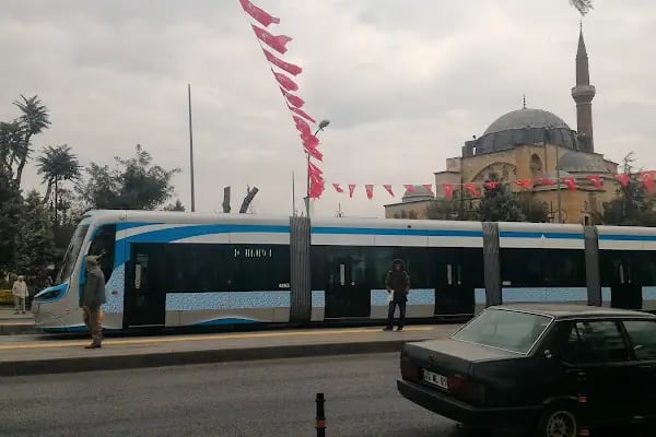 Kayalı Park Tramvay Durağı Adliye-Kampüs - Resim 3