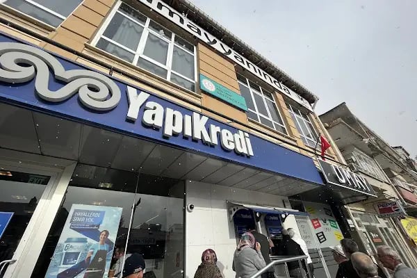 Yapı Kredi Bankası - Akşehir Şubesi - Resim 3