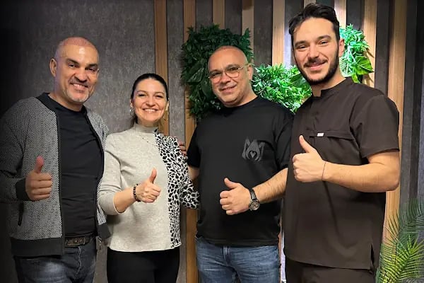 Cüneyt Arman - Saç Ekimi Ve Tedavileri - Resim 3