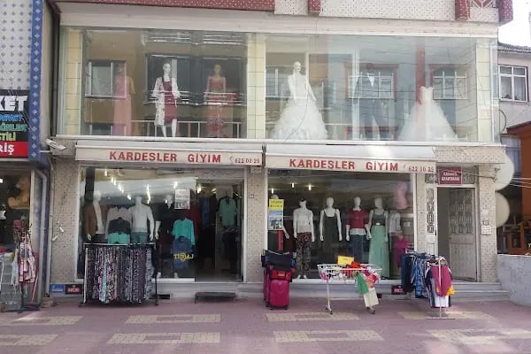 Kardeşler Giyim - Resim 1
