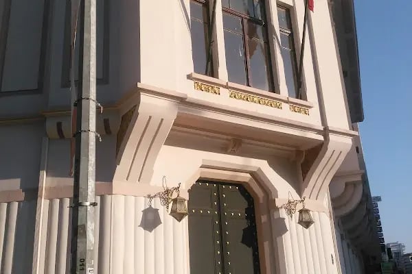 Ziraat Bankası İzmir Ticari Şube - Resim 4