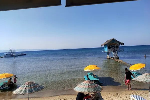 Altunhan Beach kamp alanı - Resim 14