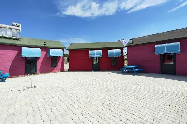 Altunhan Beach kamp alanı - Resim 19