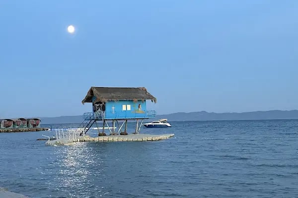 Altunhan Beach kamp alanı - Resim 9
