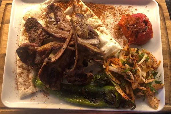 Uğur Et Kasap Restoranı - Resim 15