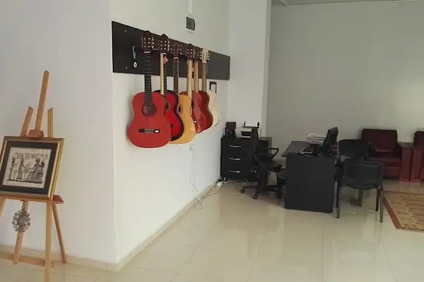 KIRAL MÜZİK - Resim 1