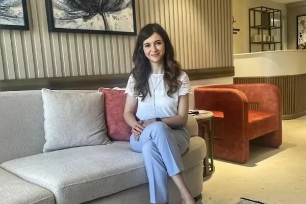 Uzman Dr. Ece Nur Değirmentepe Dermatoloji, Lazer Tedavileri, Estetik Uygulamalar - Resim 12