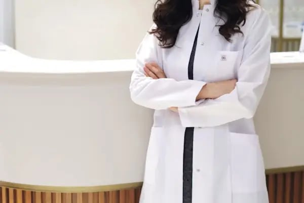 Uzman Dr. Ece Nur Değirmentepe Dermatoloji, Lazer Tedavileri, Estetik Uygulamalar - Resim 11