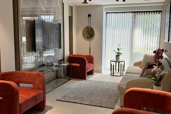 Uzman Dr. Ece Nur Değirmentepe Dermatoloji, Lazer Tedavileri, Estetik Uygulamalar - Resim 16