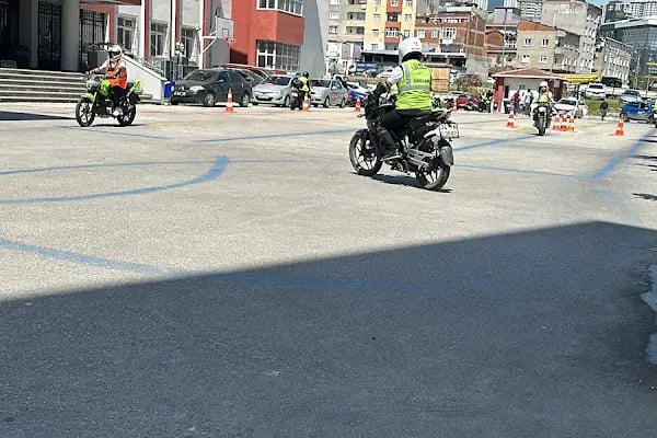 ANADOLU SÜRÜCÜ KURSLARI (GÜNEŞLİ ŞUBE) - Resim 20