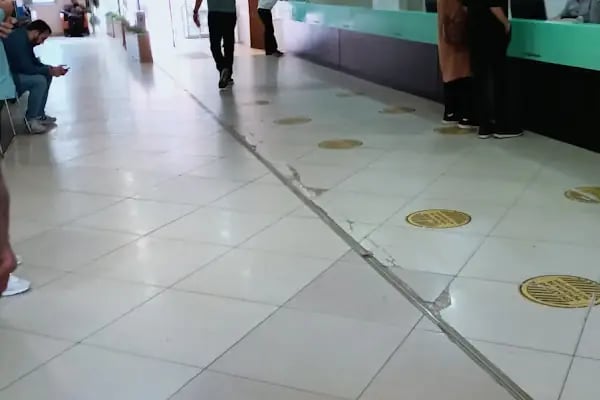 Tepecik Eğitim ve Araştırma Hastanesi Bornova Ek Hizmet Binası - Resim 8