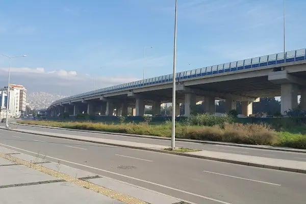 Tepecik Eğitim ve Araştırma Hastanesi Bornova Ek Hizmet Binası - Resim 9