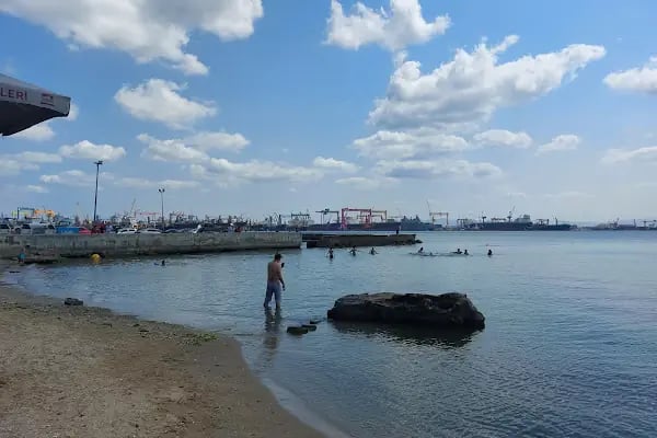 Güzelyalı Plajı - Resim 2