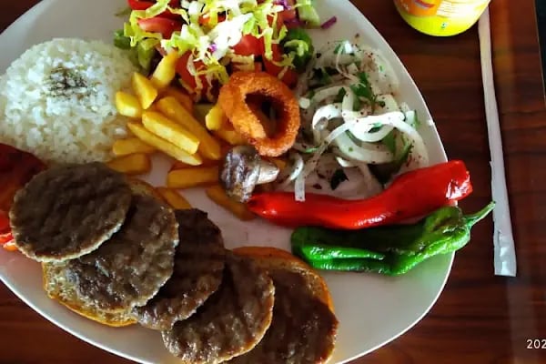 Efendi Köfte Cafe ve Restaurant - Resim 3