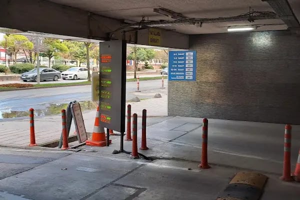 Sakarya Büyükşehir Belediyesi Katlı Otoparkı - Resim 8