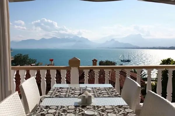 Bacchus Butik Otel and Rent a Car - Resim 5