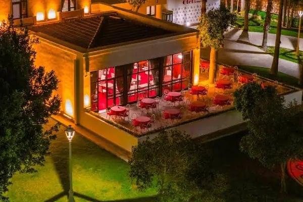 74 Hotel - Resim 6