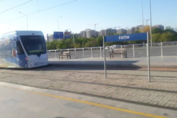 Fatih Tramvay Durağı - Resim 16