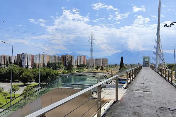 Fatih Tramvay Durağı - Resim 2